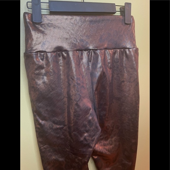 Wild Fable Metallic Animal Print High Rise Leggings- S - Picture 6 of 8